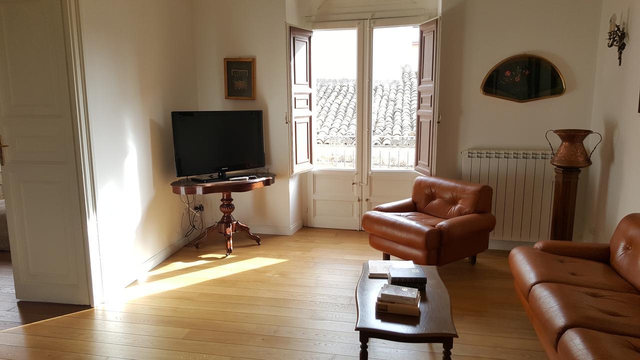Bed and Breakfast Il Cortile Del Marchese Beccadelli Самбука-ди-Сицилия Экстерьер фото